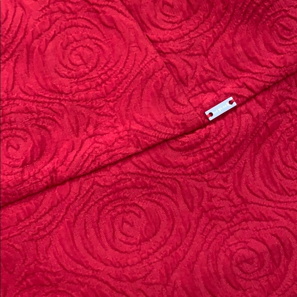 Girl’s red dress. Beautiful fabric! ❤️ - Picture 5 of 7